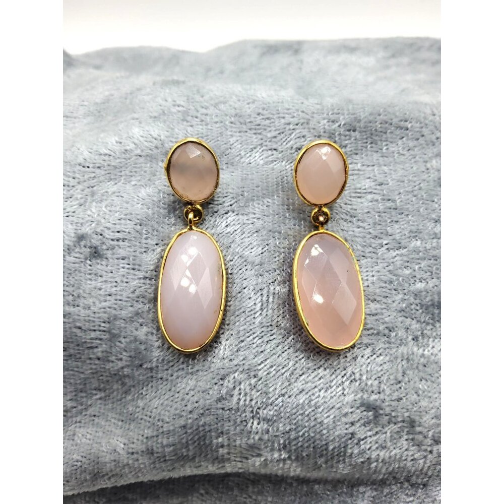 Vintage Oval Briolette Cut Natural Pink Chalcedony Gemstone 1.5" Drop Earrings. - Picture 4 of 5